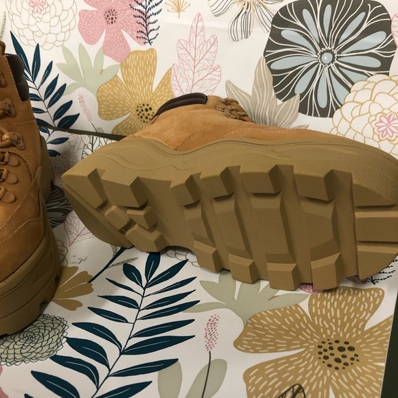 Camel Ankle Boots - Picture 3 of 3